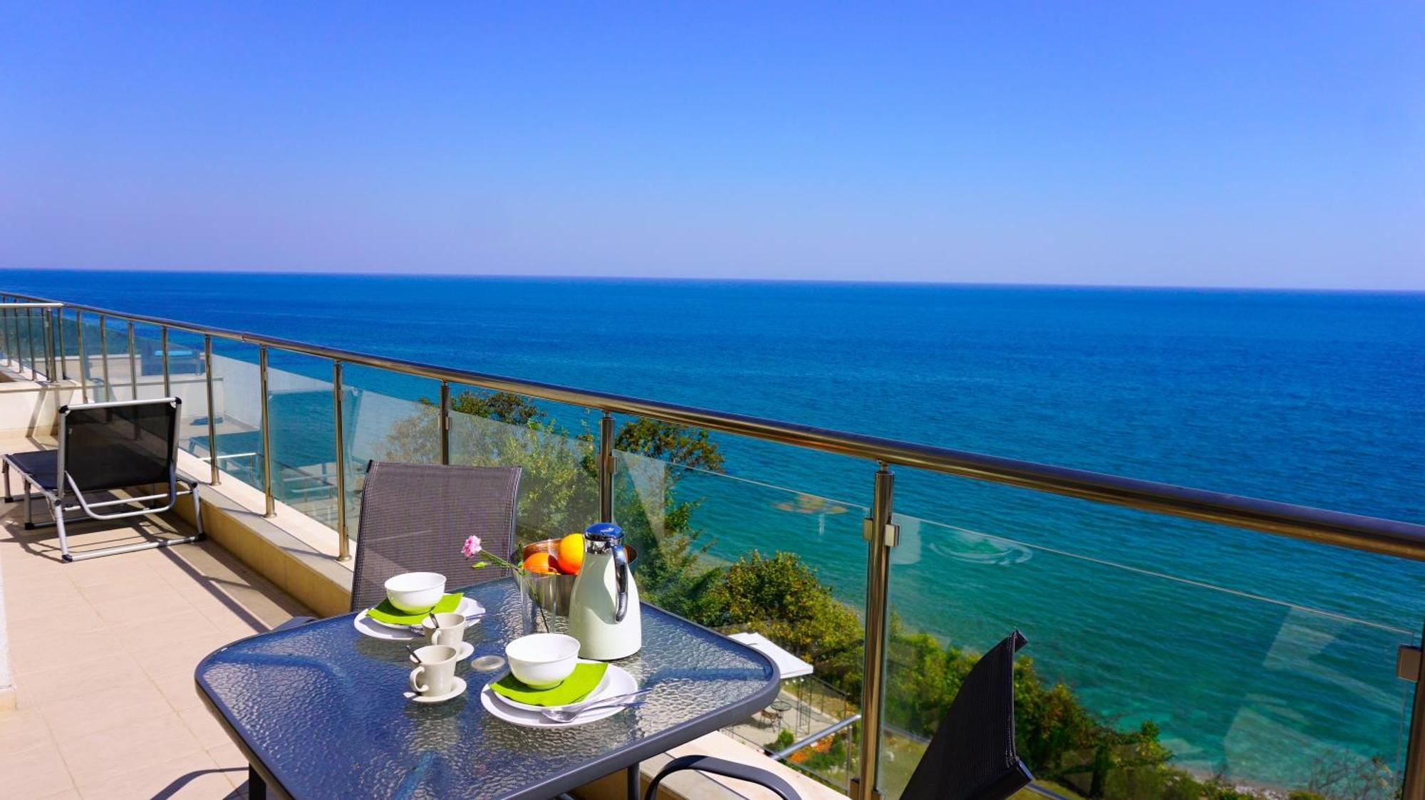 Апартаменти Бяла Клиф На Плажа - Apartments Byala Cliff First Line المظهر الخارجي الصورة