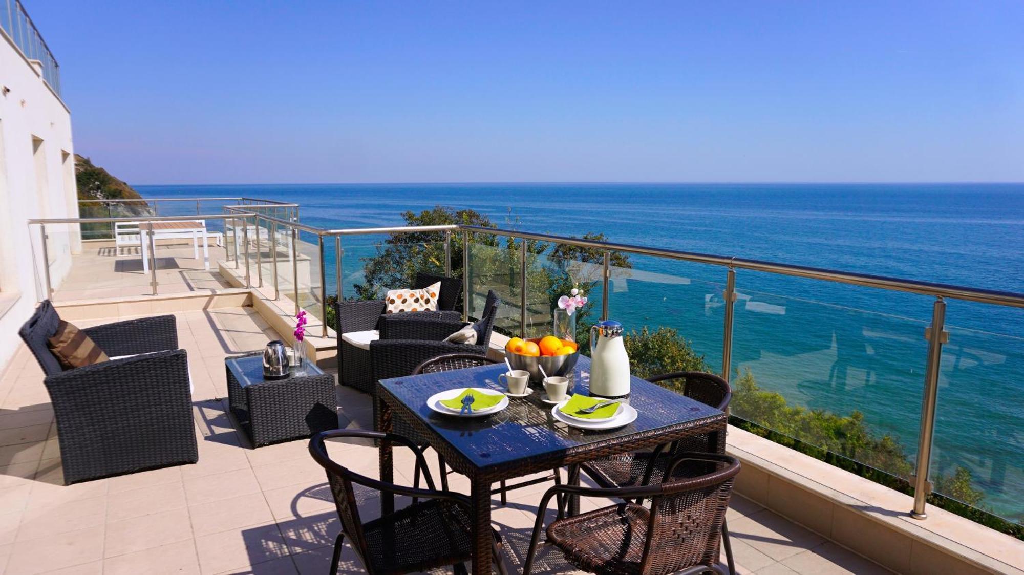 Апартаменти Бяла Клиф На Плажа - Apartments Byala Cliff First Line المظهر الخارجي الصورة